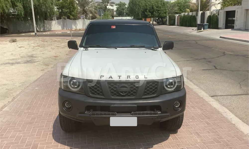 Vehicle photo 1