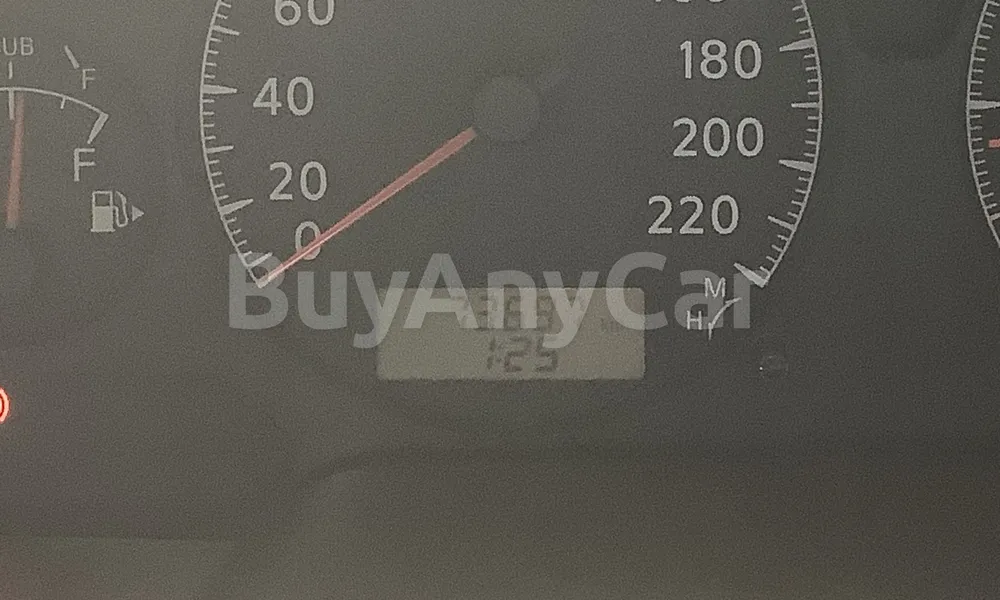 Vehicle photo 8