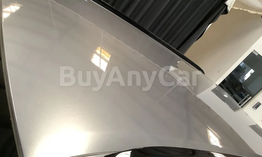 Vehicle photo 7