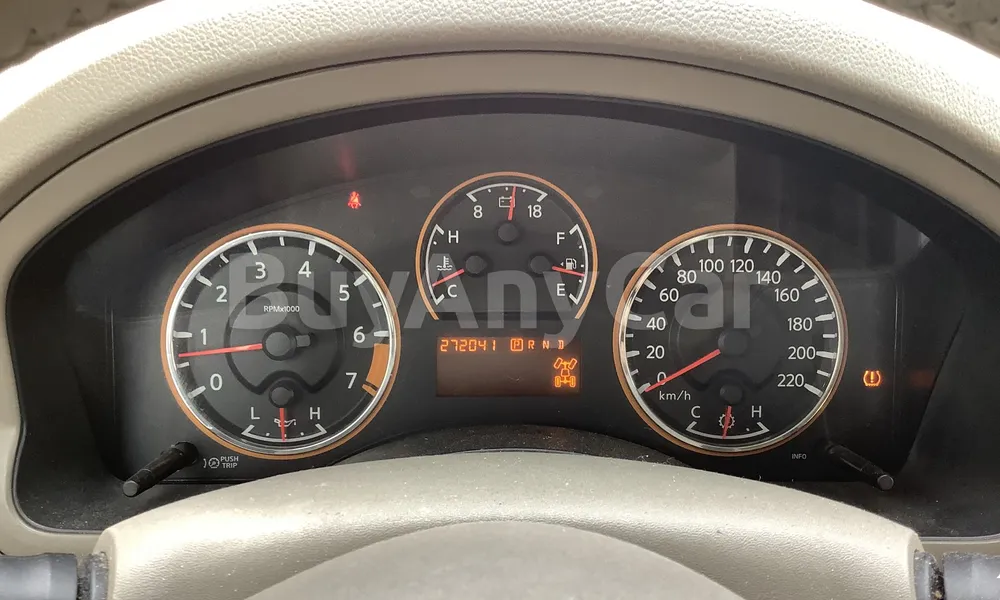 Vehicle photo 6