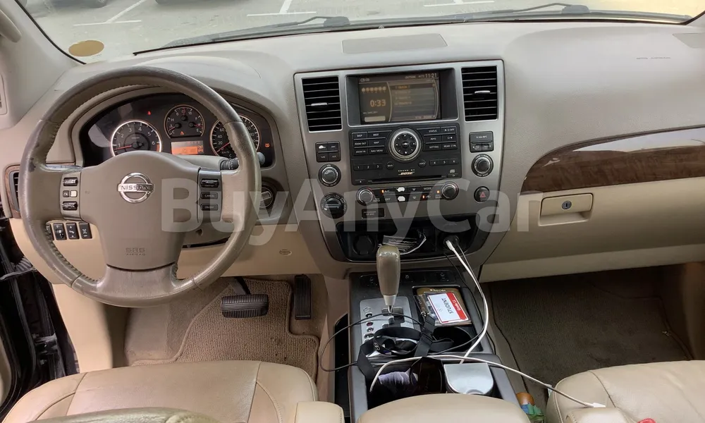 Vehicle photo 8