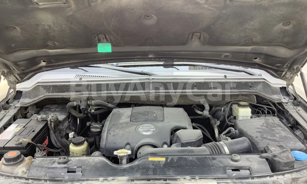 Vehicle photo 7