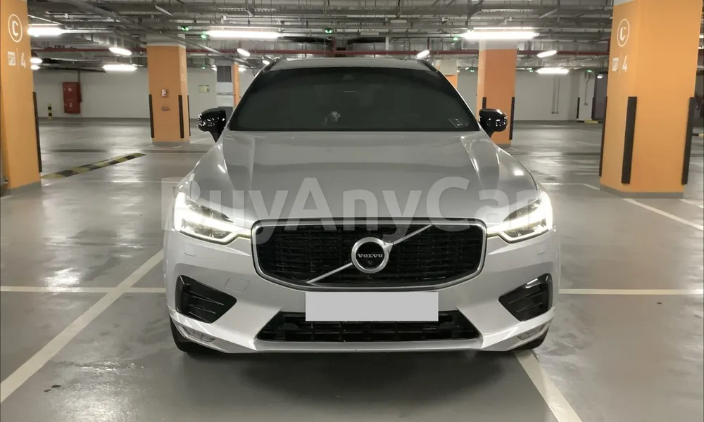 Vehicle photo 1