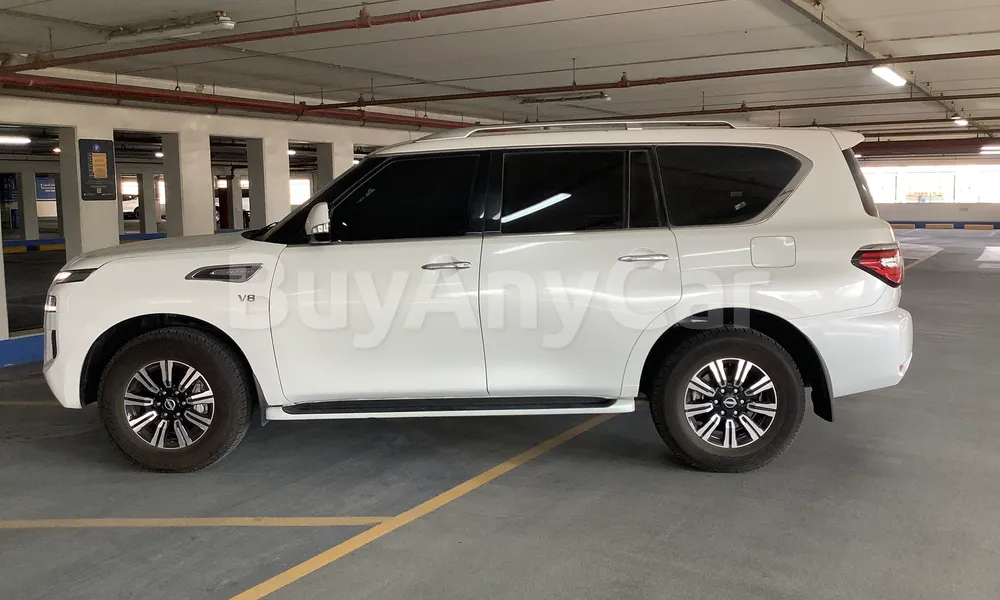 Vehicle photo 3