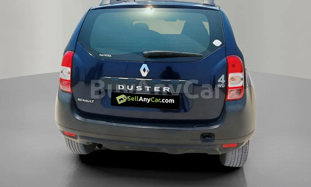 Vehicle photo 2