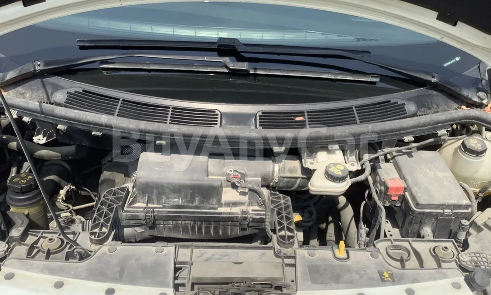 Vehicle photo 7