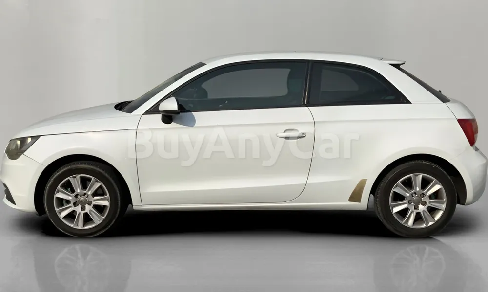 Vehicle photo 4
