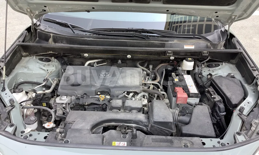 Vehicle photo 6
