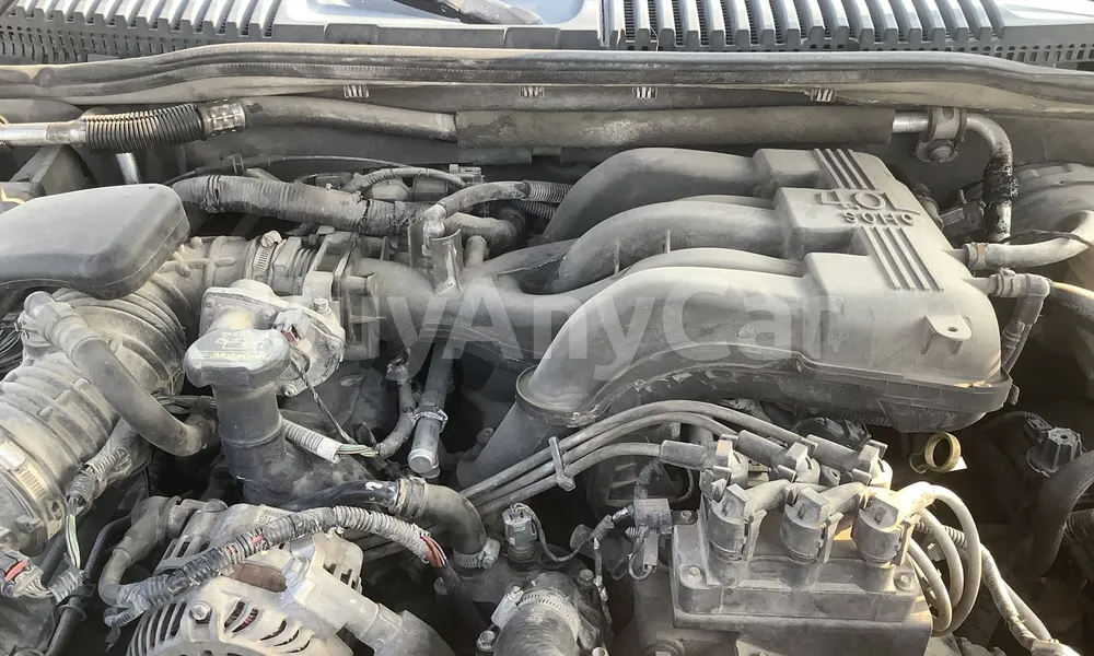 Vehicle photo 7