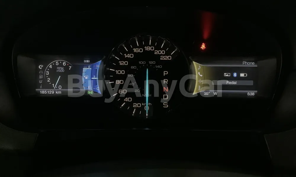 Vehicle photo 5