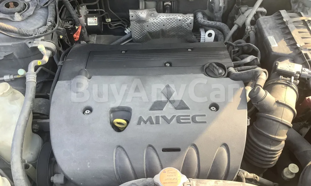 Vehicle photo 6