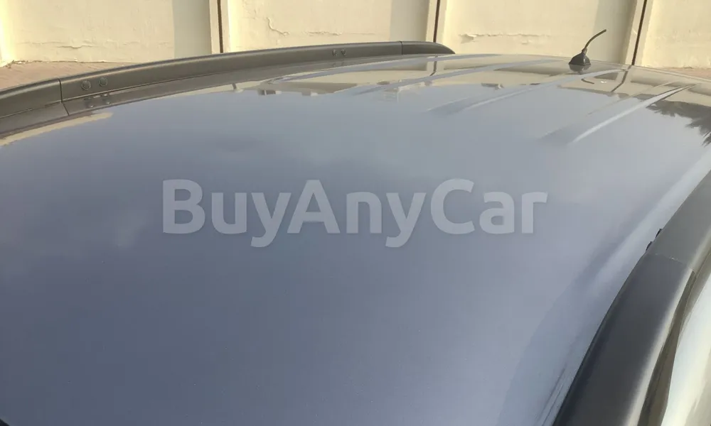 Vehicle photo 5