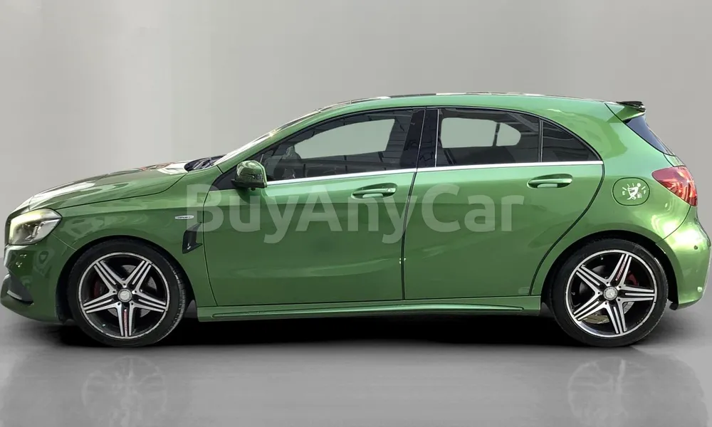 Vehicle photo 4