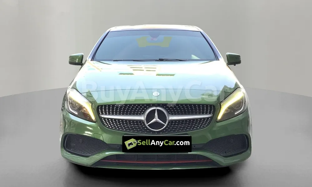 Vehicle photo 1