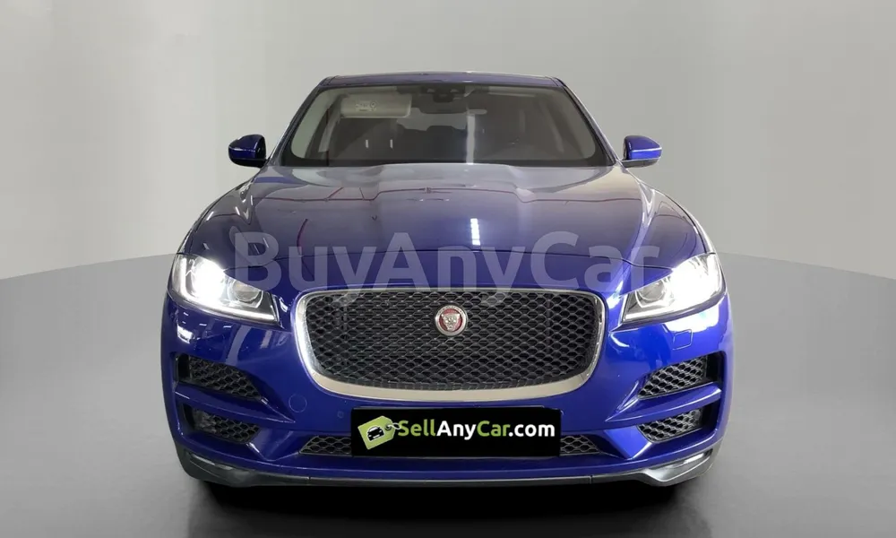 Vehicle photo 1