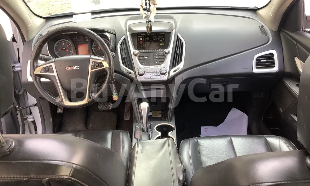 Vehicle photo 7