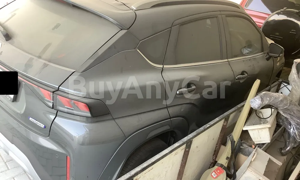 Vehicle photo 3