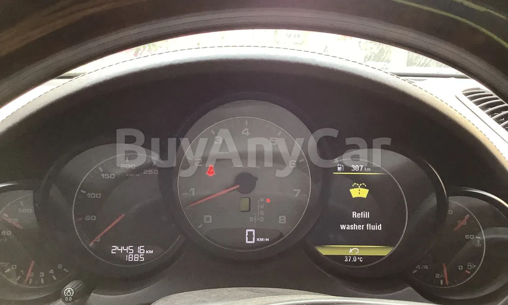 Vehicle photo 8