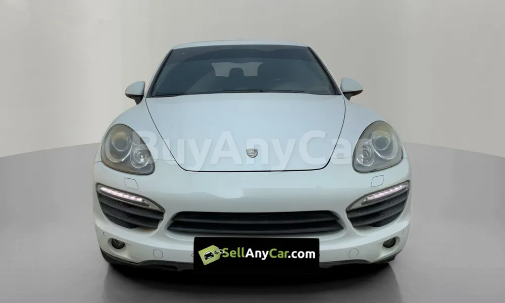 Vehicle photo 1