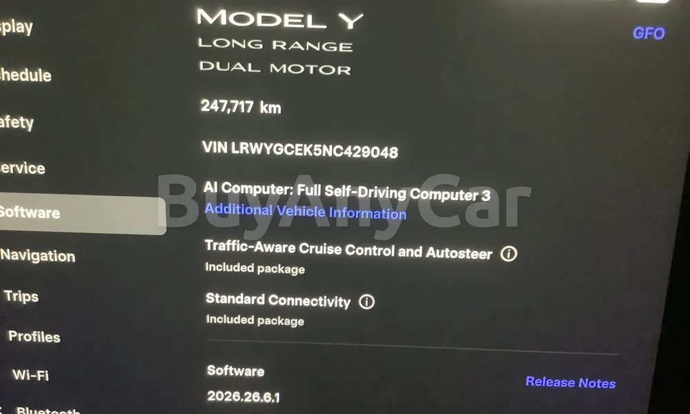 Vehicle photo 8