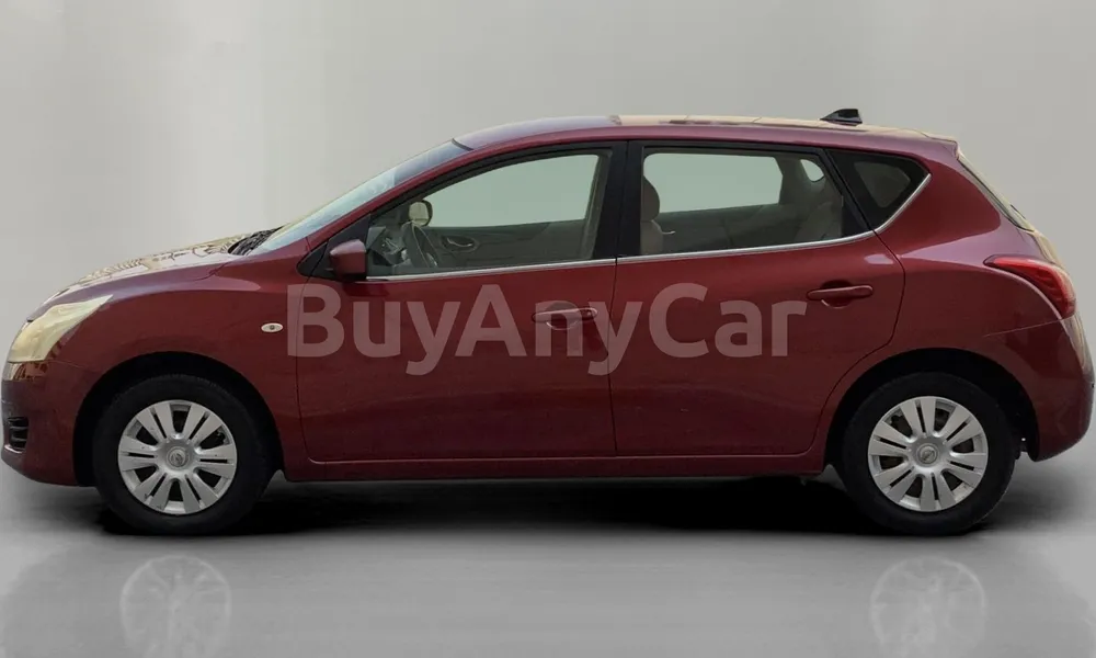 Vehicle photo 4