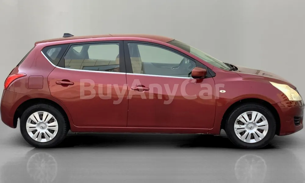 Vehicle photo 3