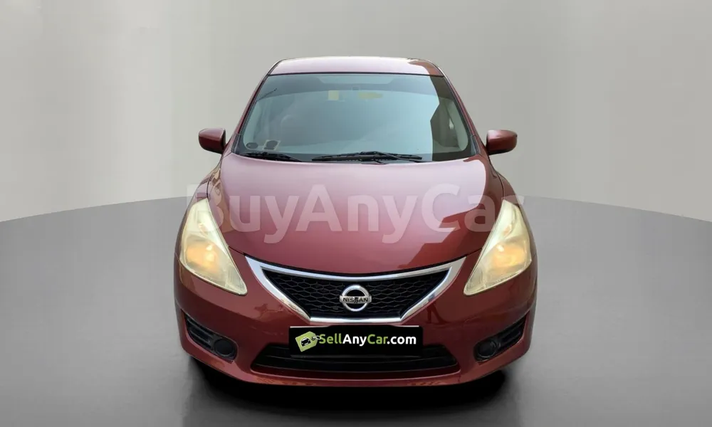 Vehicle photo 1