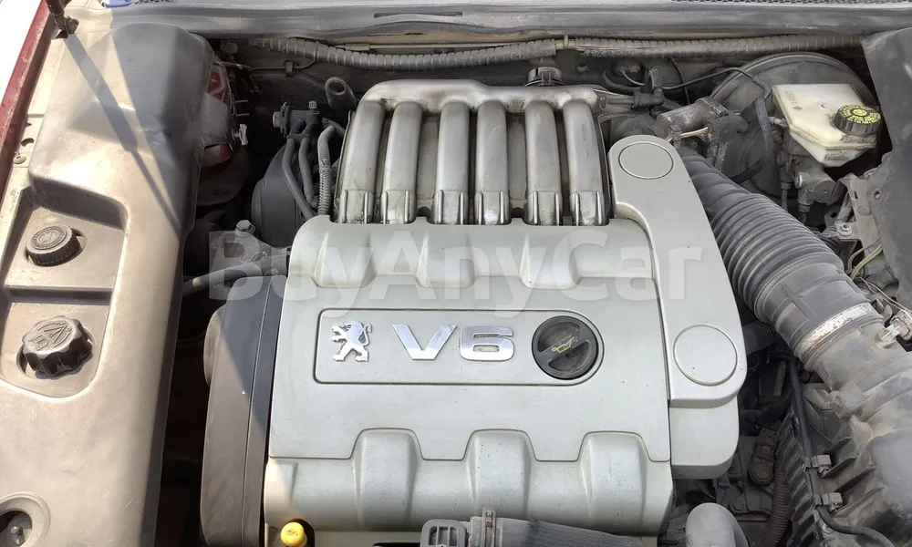 Vehicle photo 6