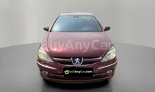 Peugeot 607