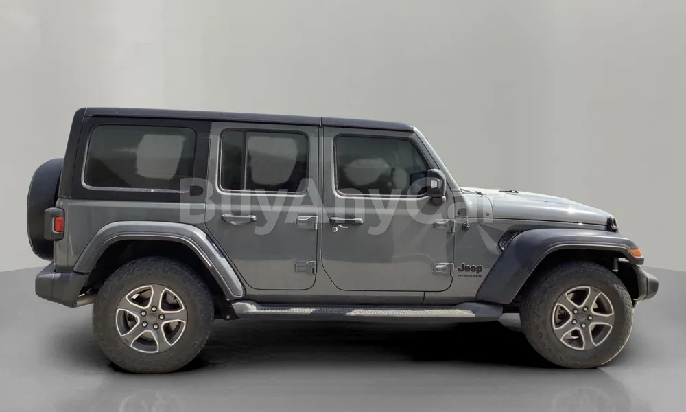 Vehicle photo 3
