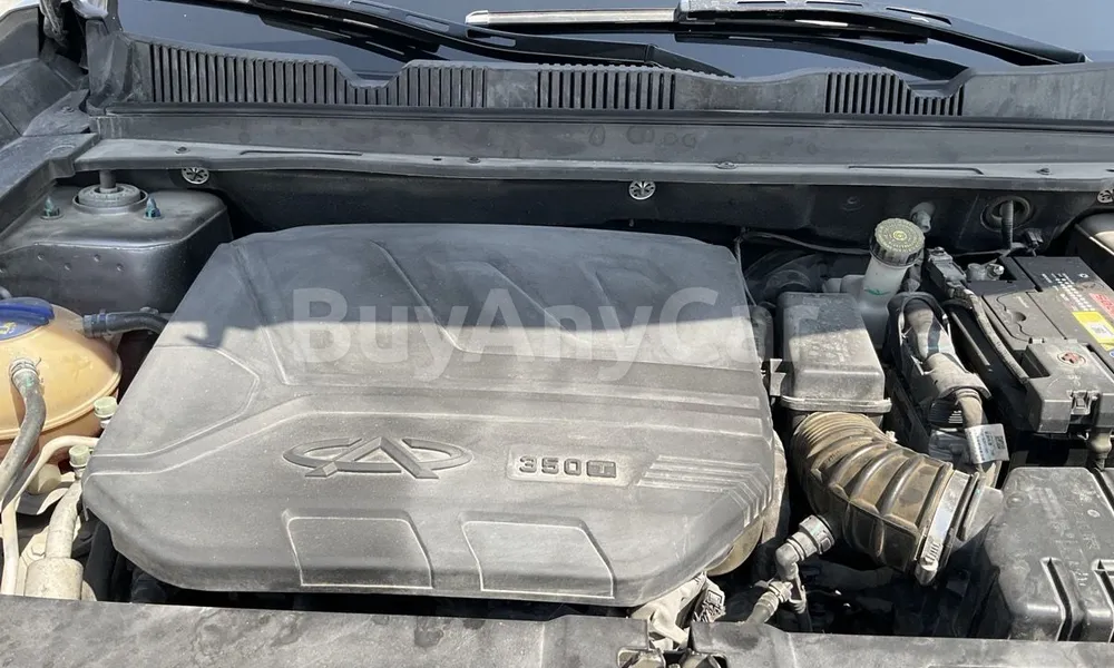 Vehicle photo 6
