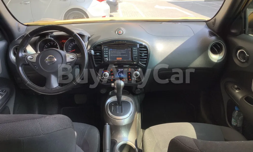 Vehicle photo 8