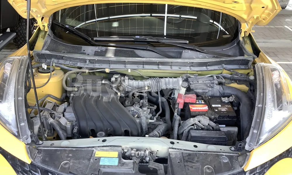 Vehicle photo 6