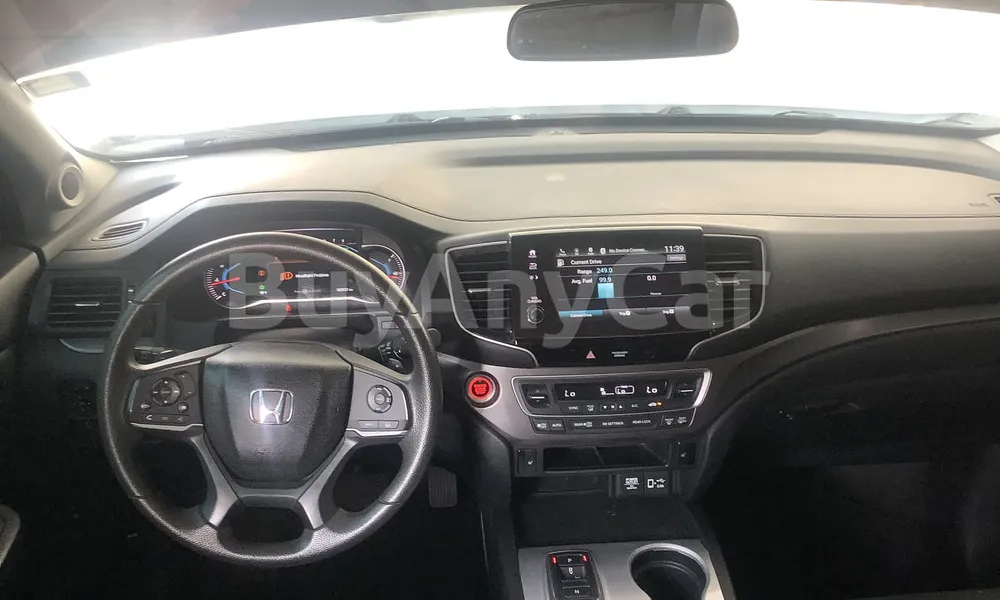 Vehicle photo 7