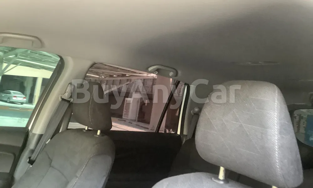 Vehicle photo 9