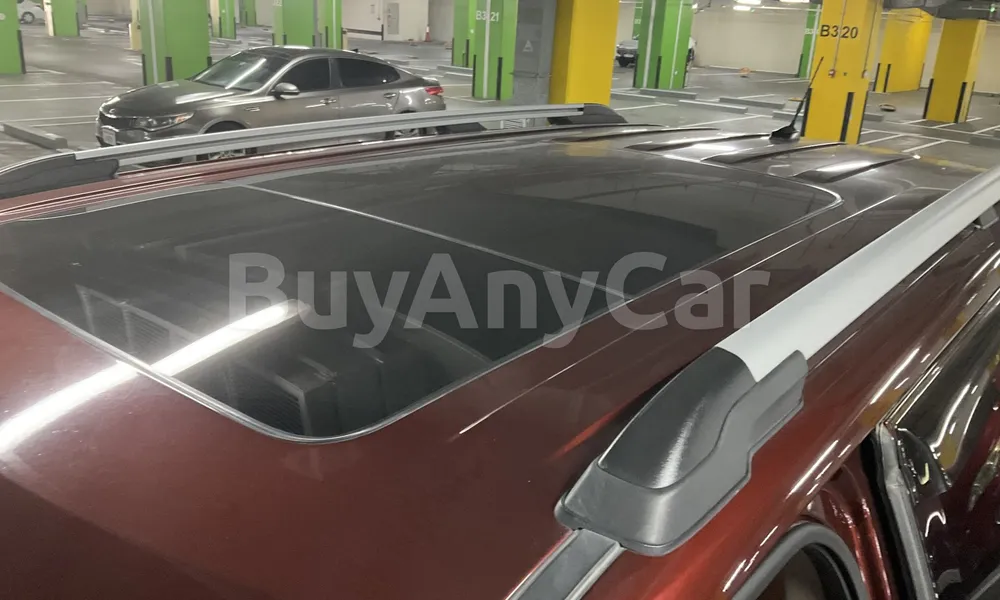 Vehicle photo 6