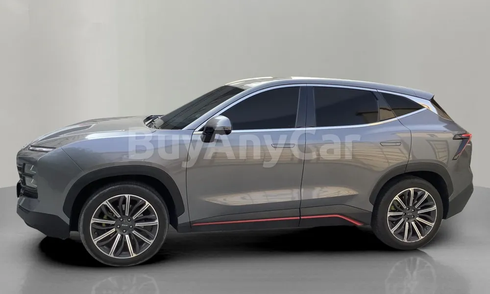 Vehicle photo 4