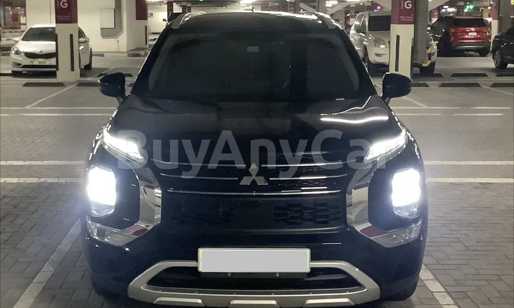 Vehicle photo 1
