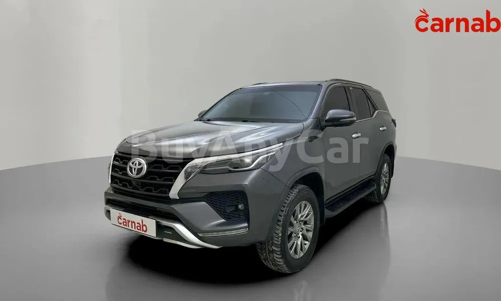 Vehicle photo 7