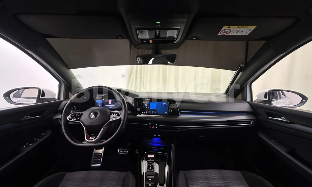Vehicle photo 14