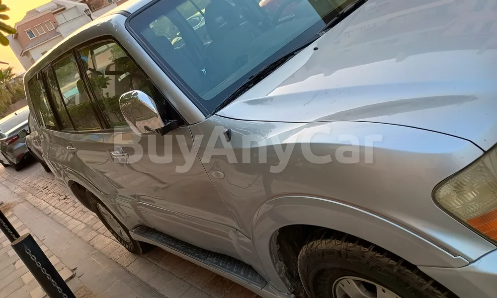 Vehicle photo 3
