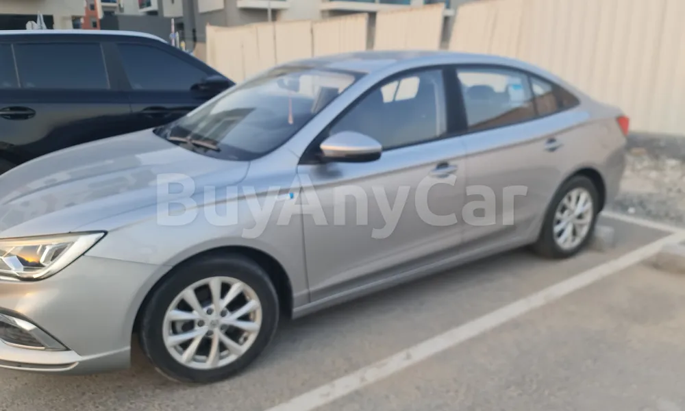 Vehicle photo 3