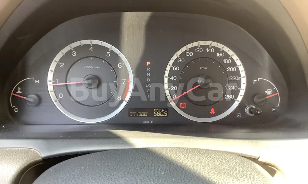 Vehicle photo 7