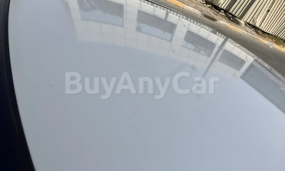 Vehicle photo 5