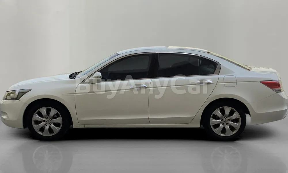 Vehicle photo 4