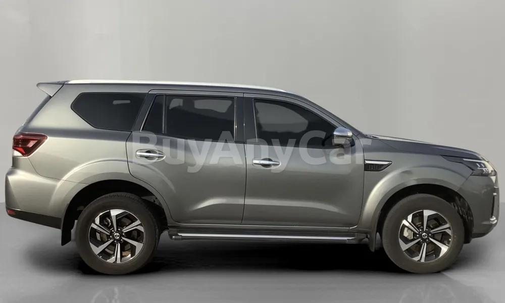 Vehicle photo 4