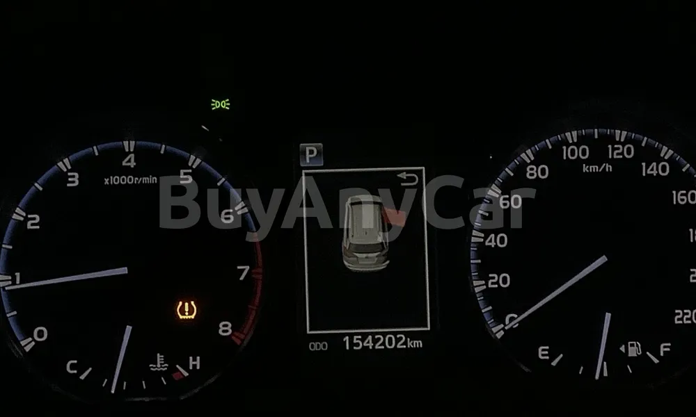 Vehicle photo 6