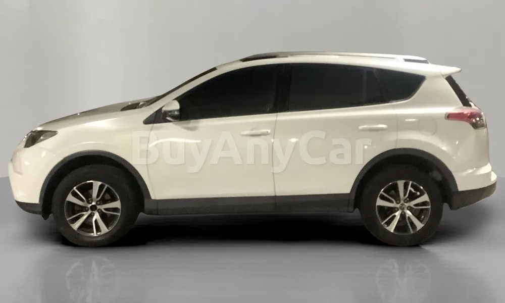 Vehicle photo 4