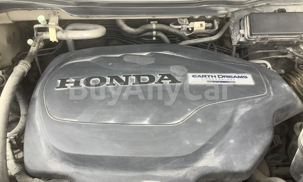 Vehicle photo 6