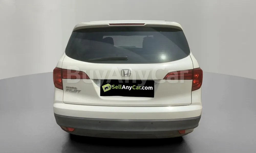 Vehicle photo 2